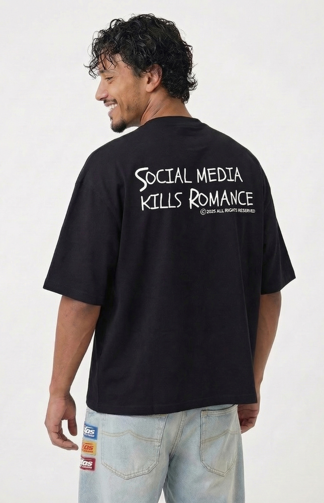 SOCIAL MEDIA KILLS ROMANCE