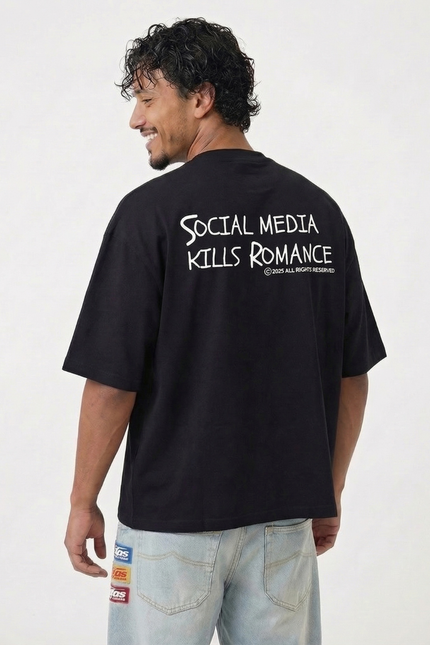 SOCIAL MEDIA KILLS ROMANCE
