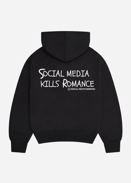social media kills romance