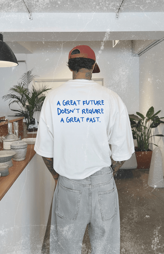 A GREAT FUTURE DOESN'T - Onceres™