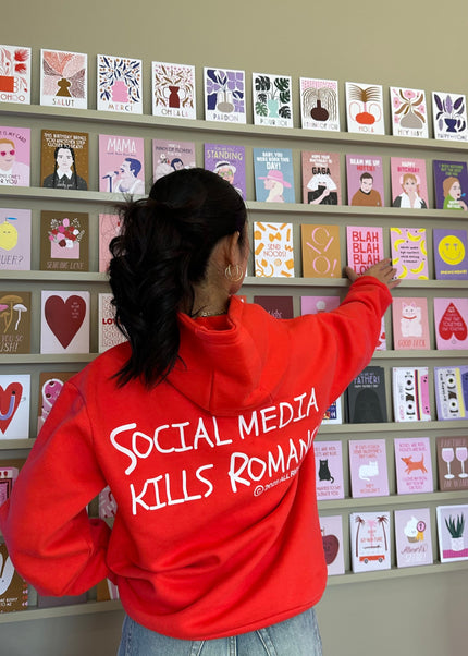social media kills romance - Onceres™