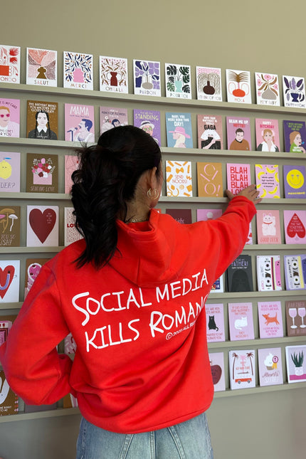 social media kills romance - Onceres™