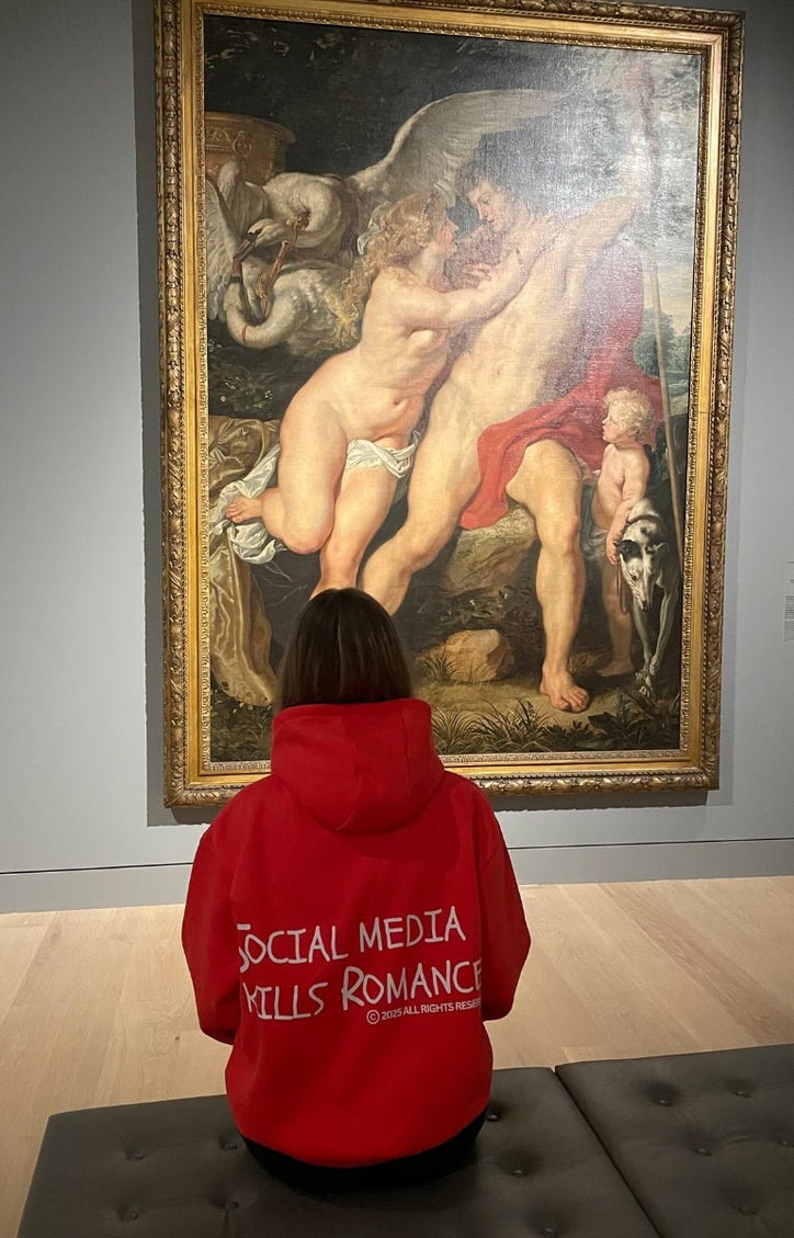 social media kills romance - Onceres™