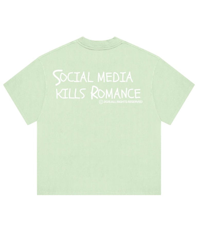 Social Media kills romance - Onceres™