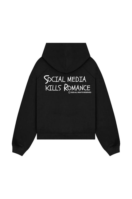 social media kills romance - Onceres™