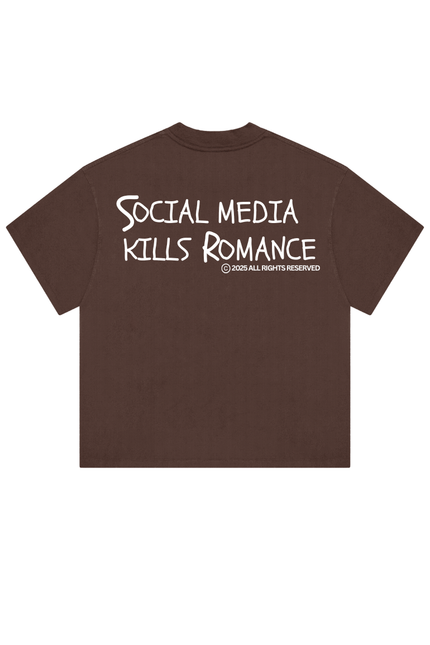SOCIAL MEDIA KILLS ROMANCE - Onceres™